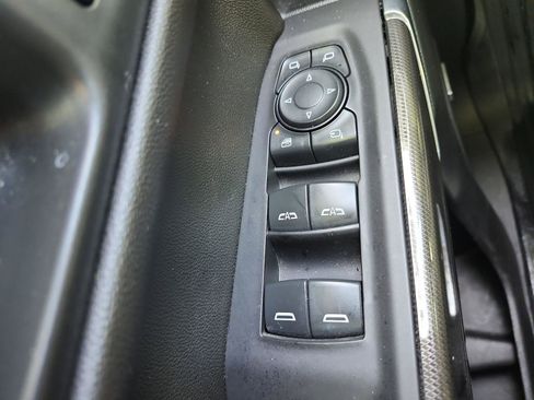 Certified 2021 GMC Sierra 1500 AT4 w/ AT4 Preferred Package image 22