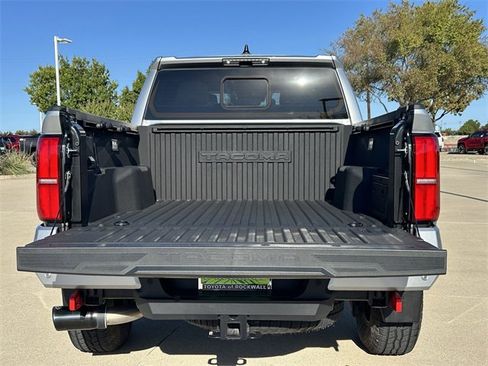 Used 2024 Toyota Tacoma TRD Off-Road w/ TRD Off Road Upgrade Package image 34