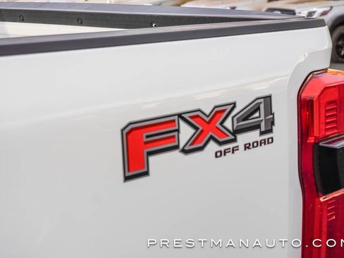 Used 2025 Ford F250 Lariat w/ Chrome Package image 21