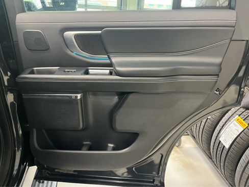 Used 2025 Ford Expedition Platinum w/ Stealth Performance Package image 50