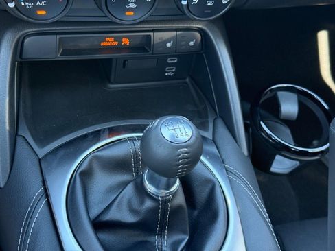 New 2026 MAZDA MX-5 Miata Club w/ Interior Package RWD image 13