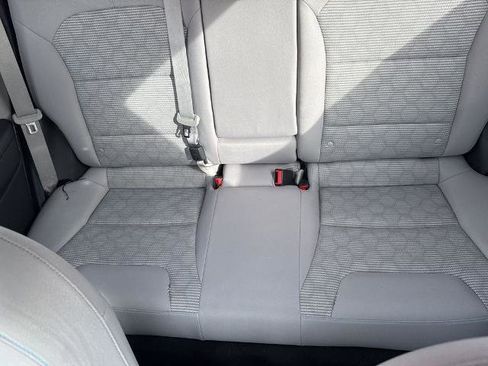 Used 2018 Kia Niro LX image 12