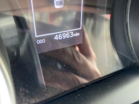 Used 2023 Toyota Camry LE image 4