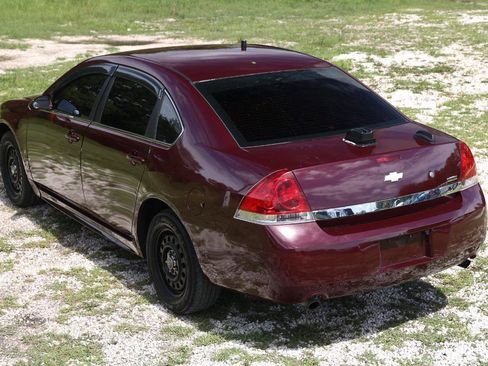 Used 2009 Chevrolet Impala Police FWD image 5