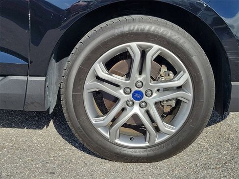 Used 2016 Ford Edge Titanium w/ Equipment Group 301A image 7