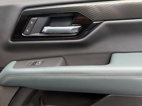 New 2026 GMC Yukon XL AT4 w/ AT4 Premium Plus Package AWD/4WD image 21
