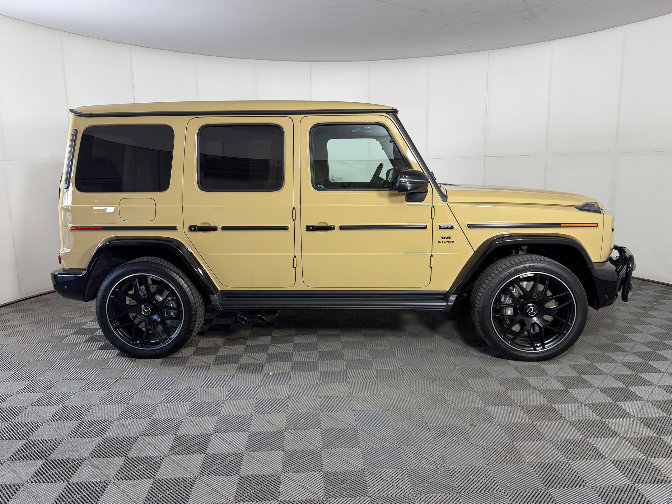 Certified 2025 Mercedes-Benz G 63 AMG 4MATIC image 8