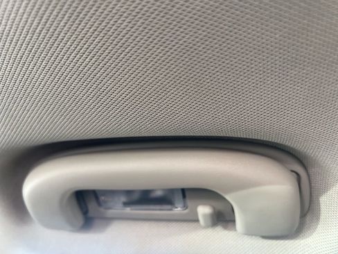 Used 2023 Buick Encore GX Essence w/ Experience Buick Package image 34