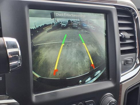 Used 2018 RAM 2500 Laramie w/ Convenience Group image 12