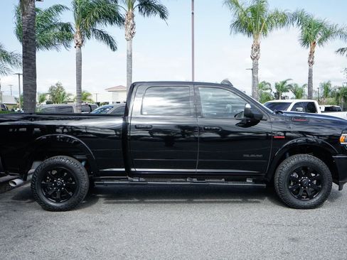 Used 2019 RAM 2500 Laramie w/ Night Edition AWD/4WD image 10