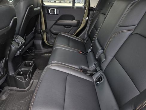 New 2026 Jeep Gladiator Sport AWD/4WD image 24