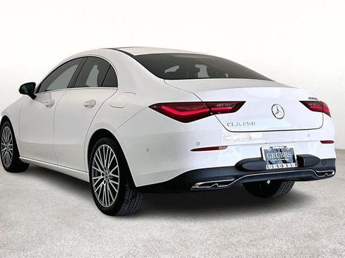 Used 2025 Mercedes-Benz CLA 250 image 2