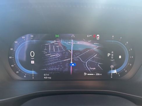 Certified 2025 Volvo XC40 B5 Plus AWD/4WD image 20
