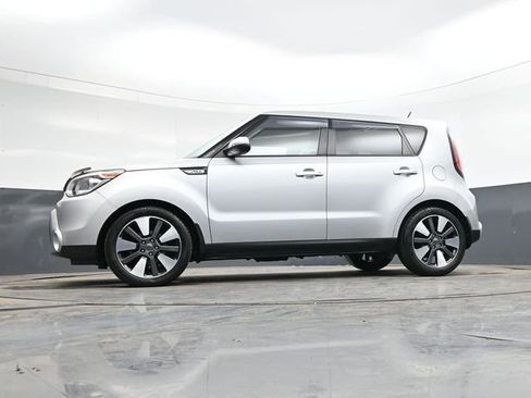 Used 2015 Kia Soul ! image 33