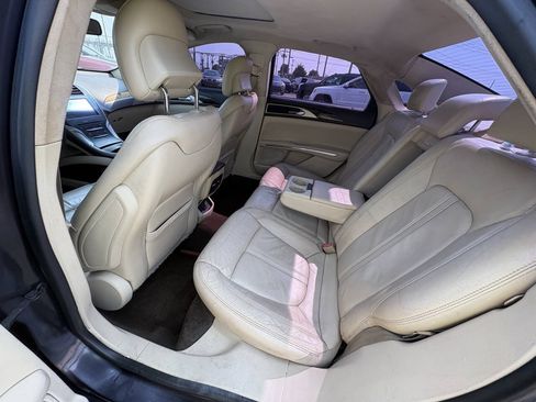 Used 2013 Lincoln MKZ FWD image 14