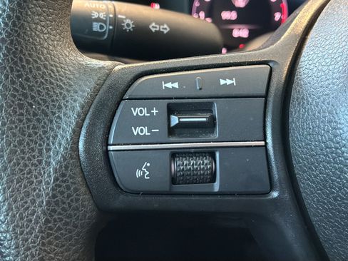 Used 2025 Honda Accord LX image 25