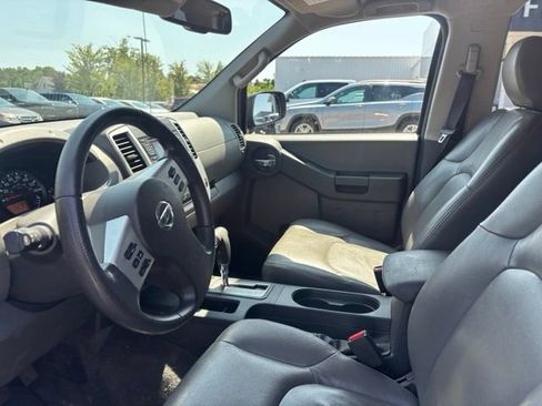 Used 2015 Nissan Xterra S w/ Value Package AWD/4WD image 9