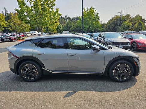 New 2026 Kia EV6 Light AWD/4WD image 4