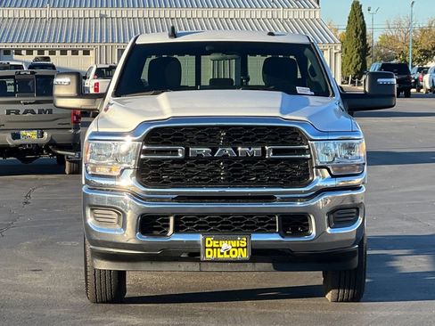 Used 2024 RAM 2500 Tradesman w/ Chrome Appearance Group image 9