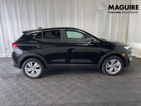 Used 2024 Buick Encore GX Preferred w/ Comfort Package image 2