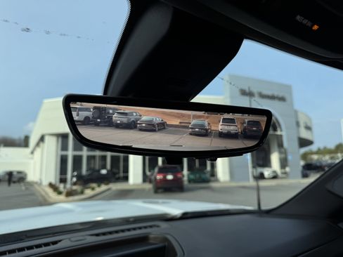 Used 2021 GMC Sierra 3500 Denali w/ Denali Ultimate Package image 23