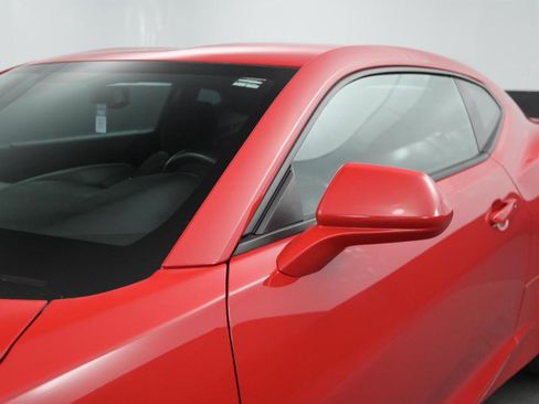 Used 2018 Chevrolet Camaro LT image 12