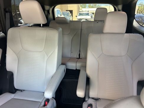 Used 2025 Lexus TX 350 AWD w/ Technology Package image 3