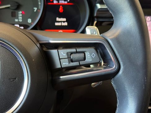 Used 2022 Porsche Macan AWD/4WD image 27