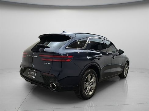 Certified 2025 Genesis GV70 3.5T Sport image 7