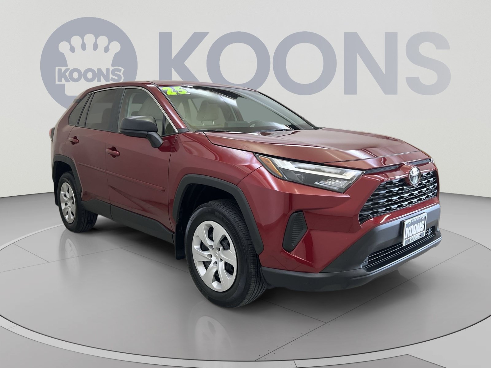 Used 2025 Toyota RAV4 LE AWD/4WD image 2