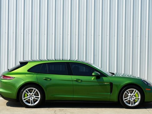 Used 2021 Porsche Panamera 4 image 59