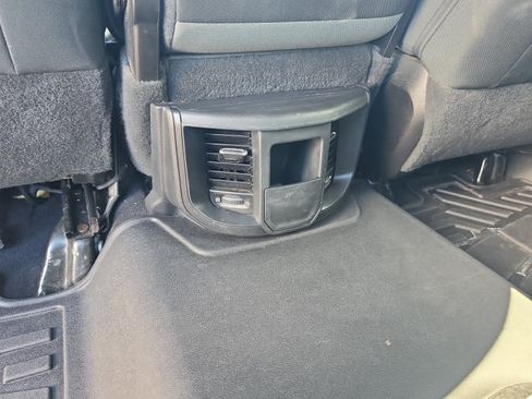Used 2022 RAM 2500 Big Horn AWD/4WD image 24