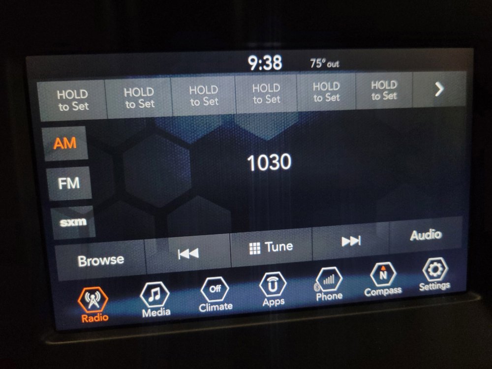 Used 2018 Jeep Compass Latitude w/ Popular Equipment Group AWD/4WD image 25