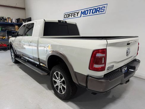 Used 2023 RAM 2500 Limited AWD/4WD image 4