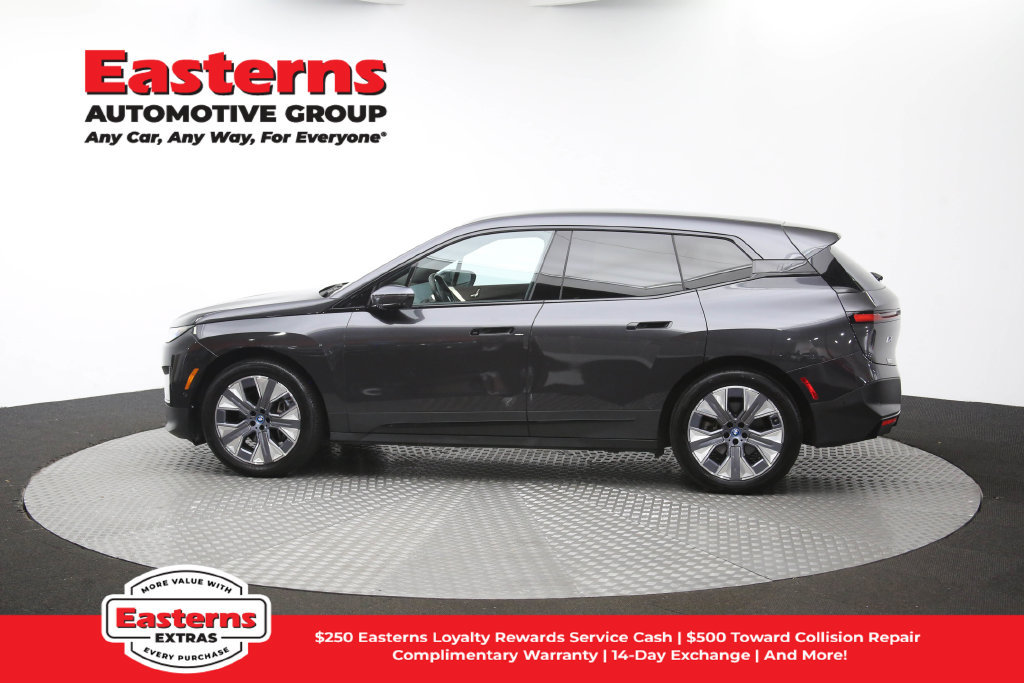 Used 2024 BMW iX xDrive50 AWD/4WD image 61