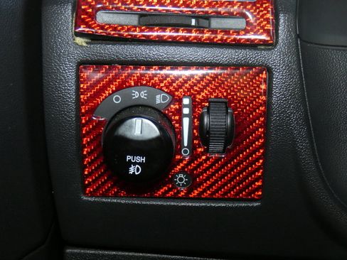 Used 2010 Dodge Challenger SE image 20