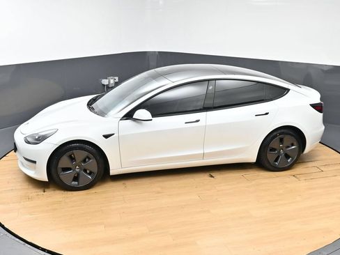 Used 2022 Tesla Model 3 Long Range AWD/4WD image 47