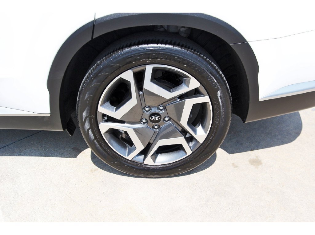 Used 2023 Hyundai Palisade Limited FWD image 6