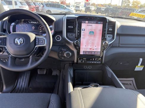 New 2026 RAM 1500 4x4 Crew Cab image 18