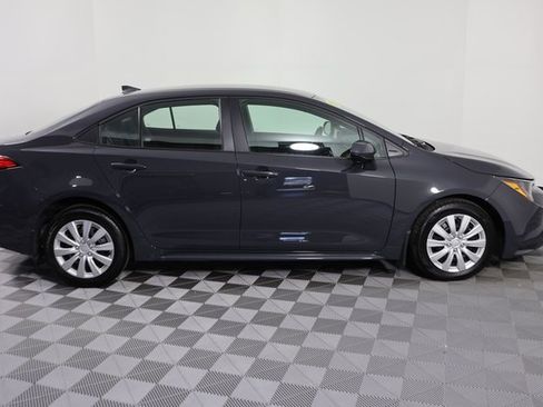 Used 2024 Toyota Corolla LE image 9