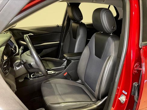 Used 2021 Buick Encore GX Select image 20