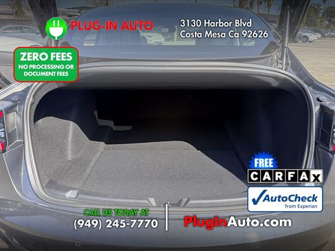 Used 2018 Tesla Model 3 Long Range RWD image 12