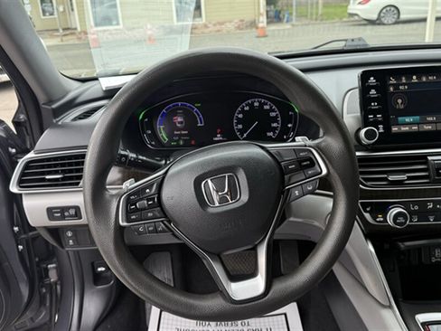 Used 2019 Honda Accord EX image 9