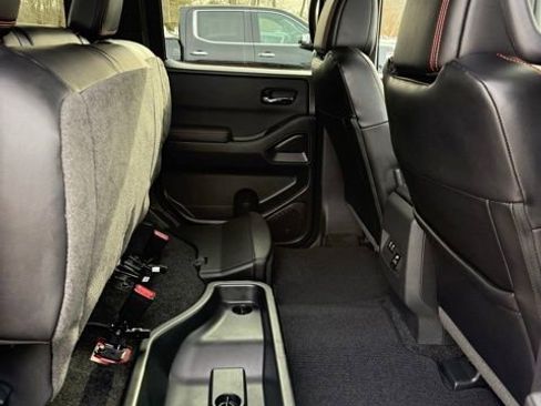 Used 2024 Nissan Frontier PRO-4X w/ Pro Premium Package AWD/4WD image 23