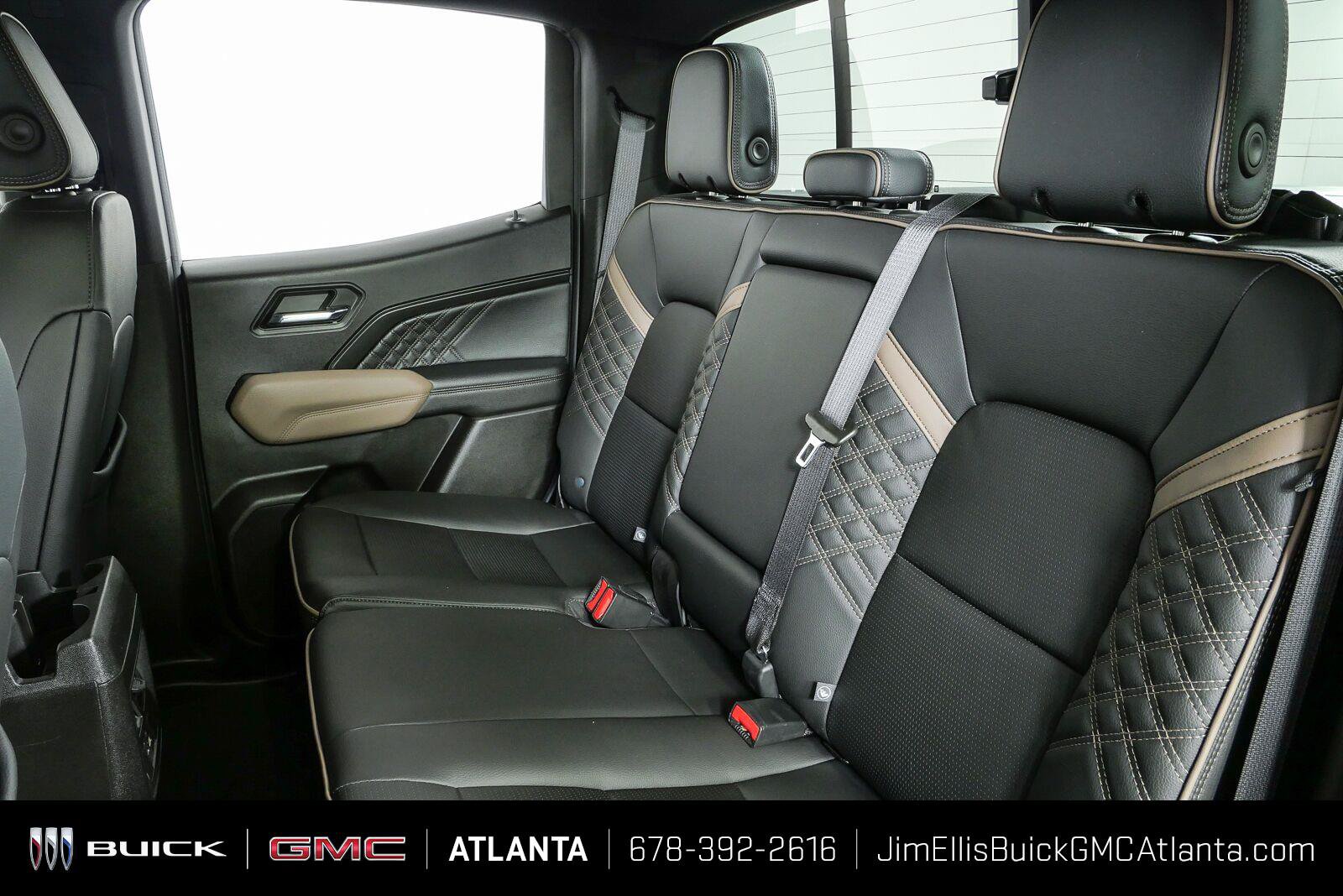 Used 2023 GMC Canyon Denali AWD/4WD image 20