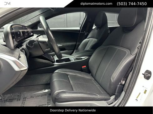 Used 2022 Lucid Air Grand Touring image 18