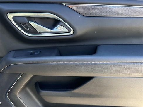 Used 2024 GMC Yukon AT4 w/ Technology Package image 24