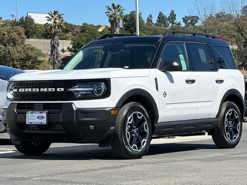 New 2026 Ford Bronco Sport Outer Banks AWD/4WD image 7