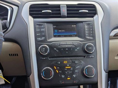 Used 2014 Ford Fusion SE w/ Equipment Group 502A image 13