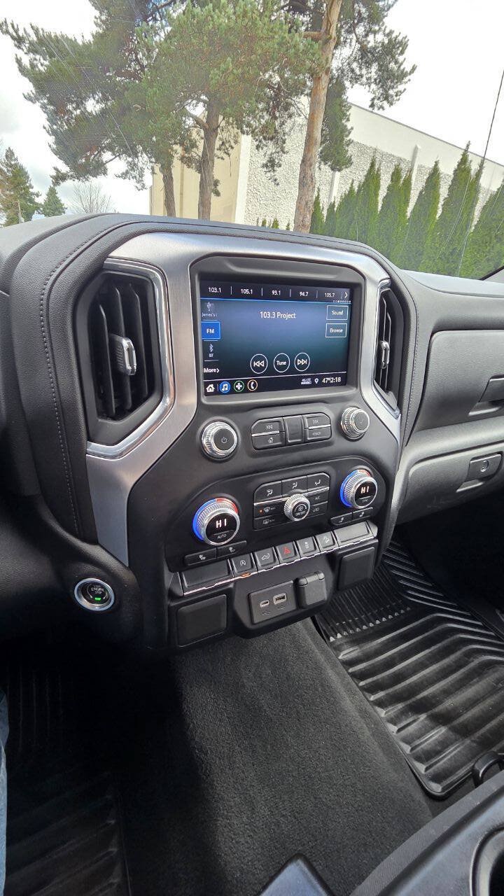 Used 2021 GMC Sierra 1500 SLE w/ X31 Off-Road Package AWD/4WD image 13